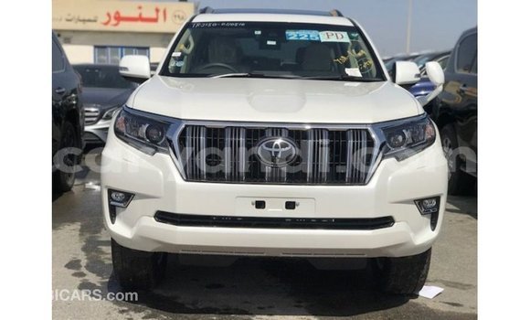 Nunua Imported Toyota Prado Nyeupe Gari ndani ya Import - Dubai nchini Zambia Nunua Imported Toyota Prado Nyeupe Gari ndani ya Import - Dubai nchini Zambia