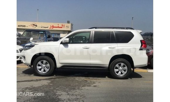 Nunua Imported Toyota Prado Nyeupe Gari ndani ya Import - Dubai nchini Zambia Nunua Imported Toyota Prado Nyeupe Gari ndani ya Import - Dubai nchini Zambia