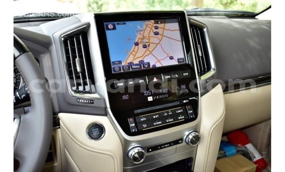 Buy Import Toyota Land Cruiser White Car in Import - Dubai in Zambia Buy Import Toyota Land Cruiser White Car in Import - Dubai in Zambia