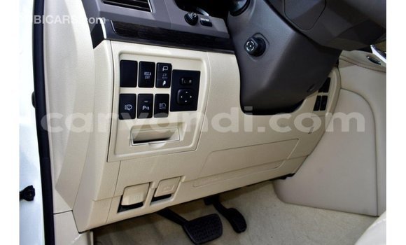 Buy Import Toyota Land Cruiser White Car in Import - Dubai in Zambia Buy Import Toyota Land Cruiser White Car in Import - Dubai in Zambia