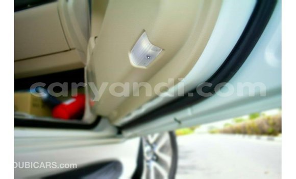 Buy Import Toyota Land Cruiser White Car in Import - Dubai in Zambia Buy Import Toyota Land Cruiser White Car in Import - Dubai in Zambia
