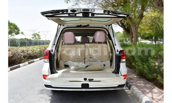 Buy Import Toyota Land Cruiser White Car in Import - Dubai in Zambia Buy Import Toyota Land Cruiser White Car in Import - Dubai in Zambia