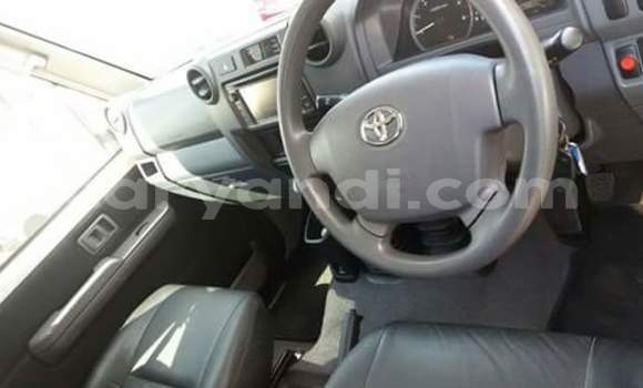 Buy Used Toyota Land Cruiser White Car in Lusaka in Zambia Buy Used Toyota Land Cruiser White Car in Lusaka in Zambia