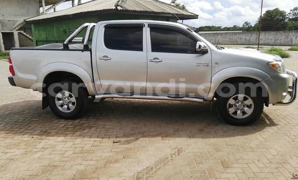 Buy Used Toyota Hilux Silver Car in Lusaka in Zambia Buy Used Toyota Hilux Silver Car in Lusaka in Zambia