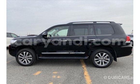 Nunua Imported Toyota Land Cruiser Nyeusi Gari ndani ya Import - Dubai nchini Zambia Nunua Imported Toyota Land Cruiser Nyeusi Gari ndani ya Import - Dubai nchini Zambia