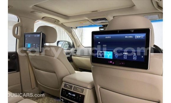 Nunua Imported Toyota Land Cruiser Nyeusi Gari ndani ya Import - Dubai nchini Zambia Nunua Imported Toyota Land Cruiser Nyeusi Gari ndani ya Import - Dubai nchini Zambia