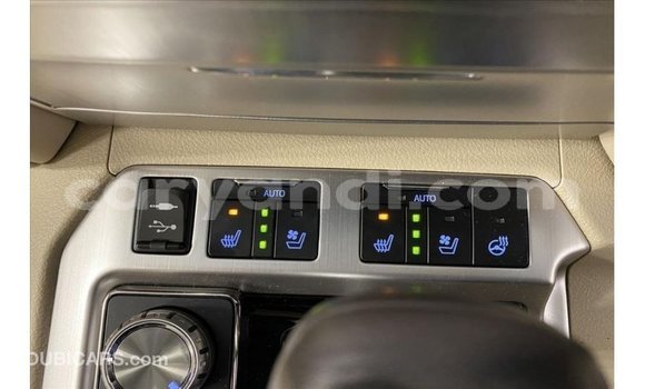 Nunua Imported Toyota Land Cruiser Nyeusi Gari ndani ya Import - Dubai nchini Zambia Nunua Imported Toyota Land Cruiser Nyeusi Gari ndani ya Import - Dubai nchini Zambia