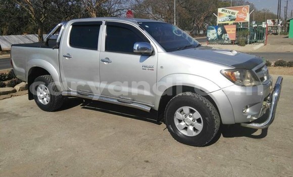 Buy Used Toyota Hilux Silver Car in Lusaka in Zambia Buy Used Toyota Hilux Silver Car in Lusaka in Zambia